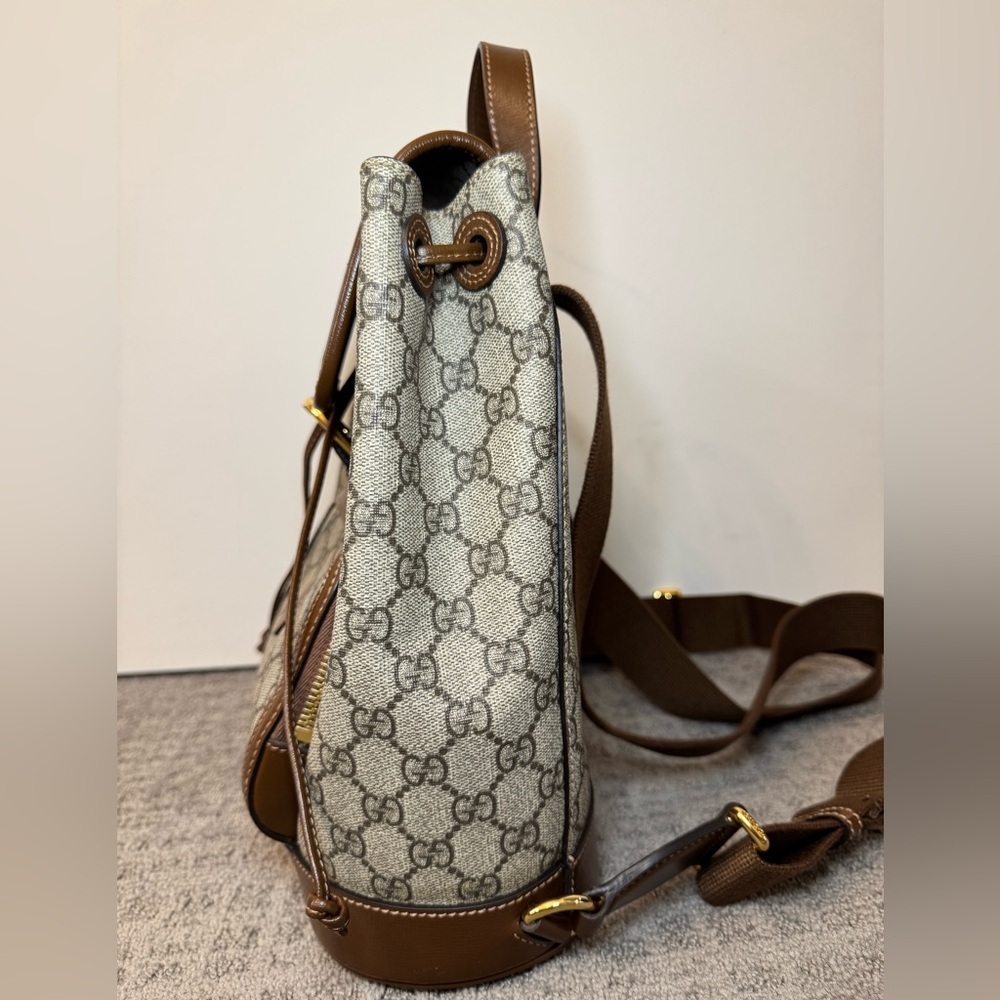 Gucci Interlocking G Logo Backpack - image 4